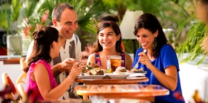 How to Plan a Special Family Gathering at a Restaurant